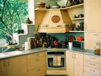 Угловая вытяжка для кухни - фото в интерьере, виды и производители, цены