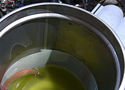 Ремонт циркуляционного насоса своими руками Масло в корпусе насоса