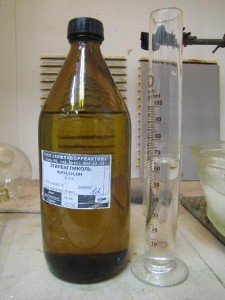 На фото - этиленгликоль, chemistry-chemists.com На фото - этиленгликоль, chemistry-chemists.com
