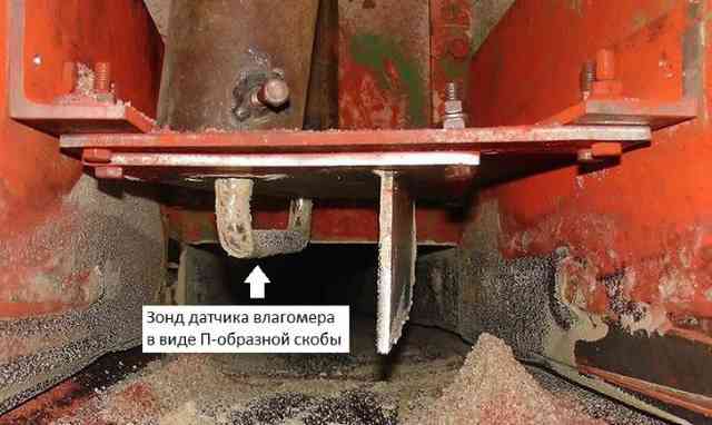 Для измерения влажности опилок используются влагомеры, состоящие из электронного блока и датчика, зонд которого размещается на конвейере или в бункере