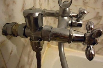 Подключение к смесителю Подключение к смесителю