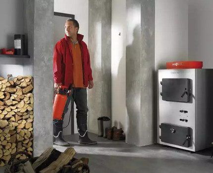 Установка твердотопливного котла