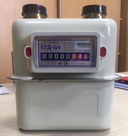 Различные виды газовых счетчиков Вертикальный газовый счетчик