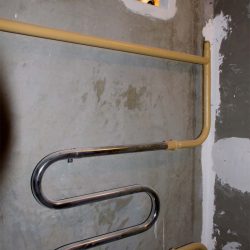 Вытяжка в ванную: правила выбора и особенности монтажа