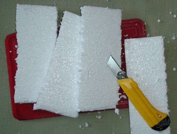 Чем приклеить пенопласт к бетону: клеем, дюбелем, пеной или жидкими гвоздями? Чем приклеить пенопласт к бетону: клеем, дюбелем, пеной или жидкими гвоздями?