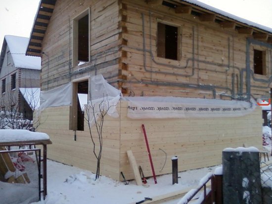 Утепление брусового дома снаружи: как и чем утеплить стены Утепление дома из бруса снаружи